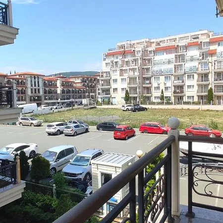 Appartement Dom-el Real In Raduga Complex