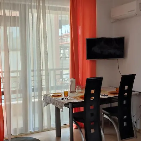 Dom-el Real In Raduga Complex Appartement Sveti Vlas