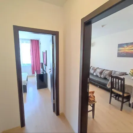Appartement Dom-el Real In Raduga Complex Sveti Vlas