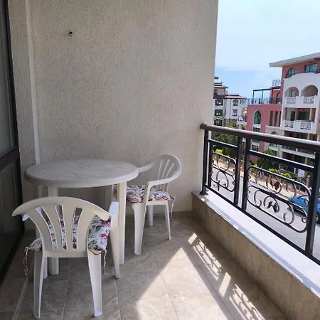 Dom-el Real In Raduga Complex Appartement